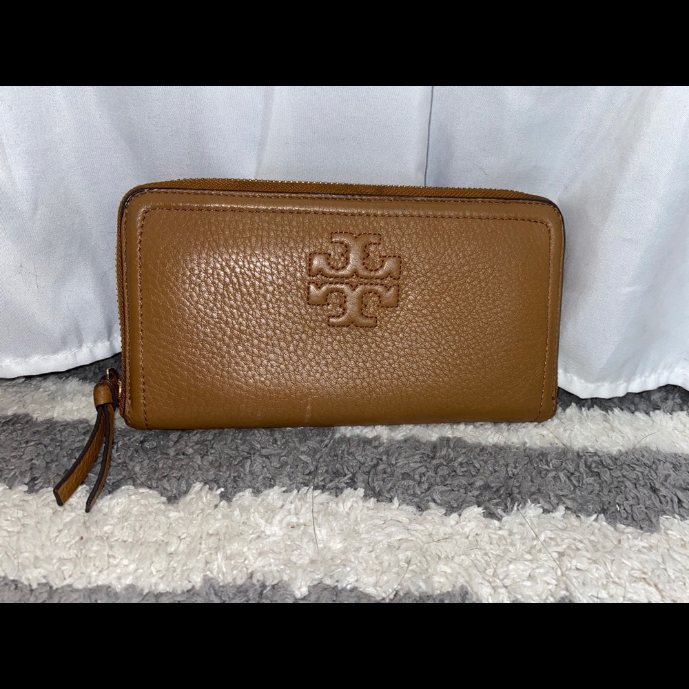 Tory Burch wallet